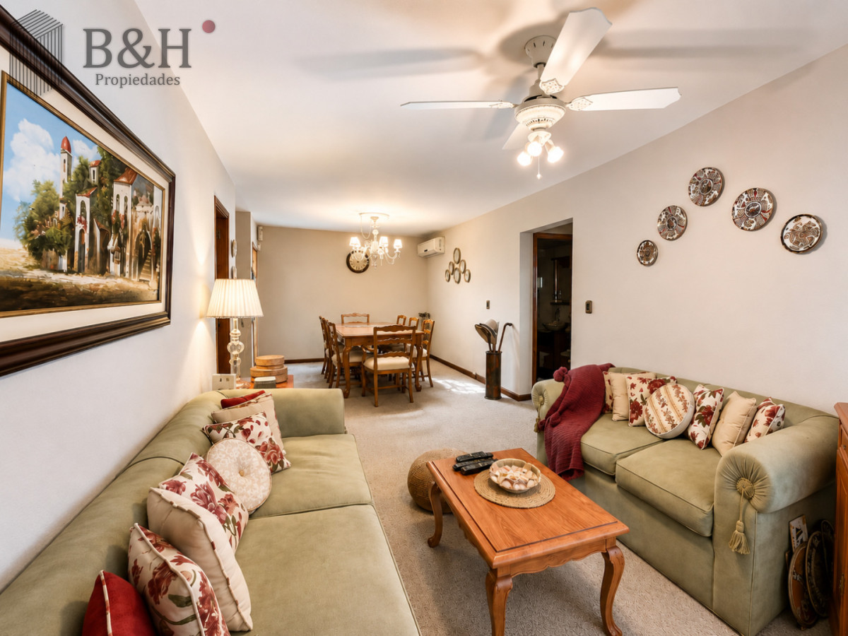 Apartamento ID.7163 - Apartamento en venta playa Mansa de 4 dormitorios y amplia terraza con parrillero propio 