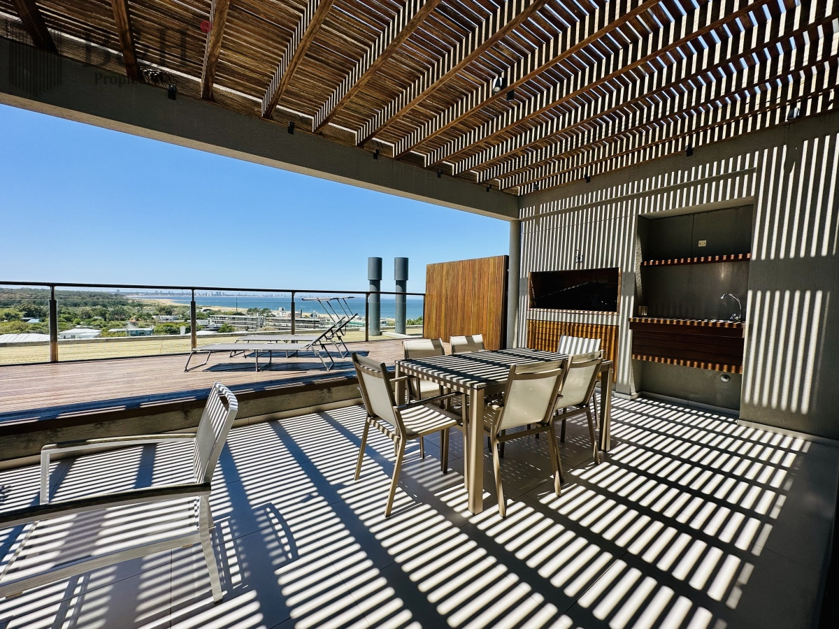 Apartamento ID.6877 - Venta y Alquiler temporario de apartamento moderno de dos dormitorios con parrillero en Punta Ballena