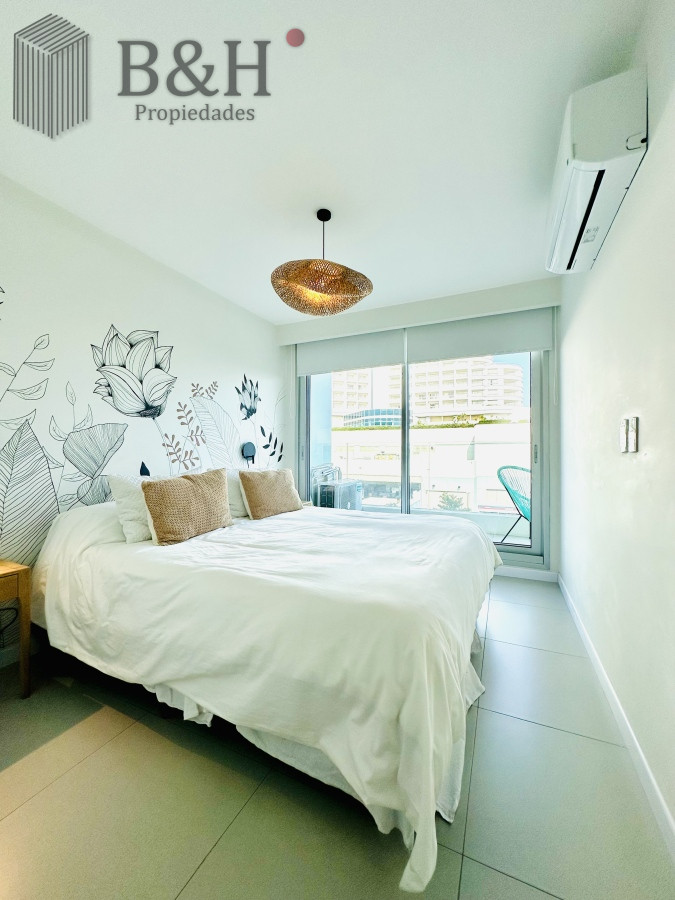 Apartamento ID.5760 - Alquiler temporal de apartamento nuevo de un dormitorio a pasos del Mar en playa Mansa zona Enjoy