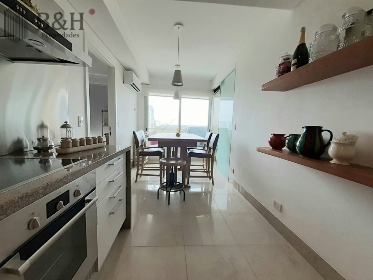 Apartamento ID.855 - Alquiler temporal de apartamento esquinero en Torre Le Parc II, Playa Brava