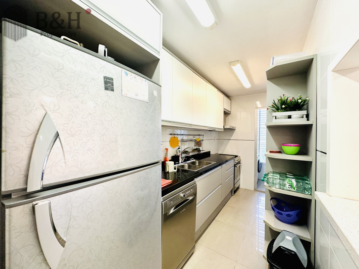 Apartamento ID.6888 - Venta de apartamento en Península de Punta del este con 3 dormitorios y 2 baños reciclado 
