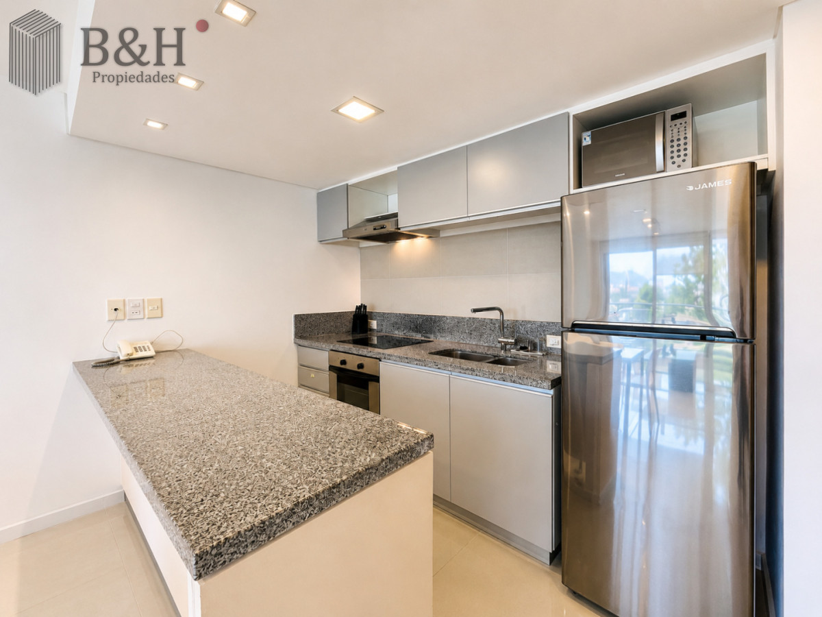 Apartamento ID.5297 - Moderno Apartamento de 2 Dormitorios sobre Roosevelt, a pasos de Playa Brava, en Alquiler Anual 