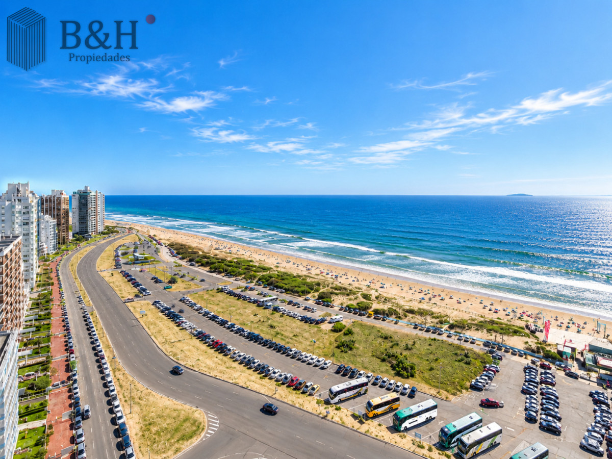Apartamento ID.8147 - Penthouse Dúplex 5 Suites en Torre Imperiale, con Piscina Privada, Barbacoa y Vista al Mar. Playa Brava, Punta del Este