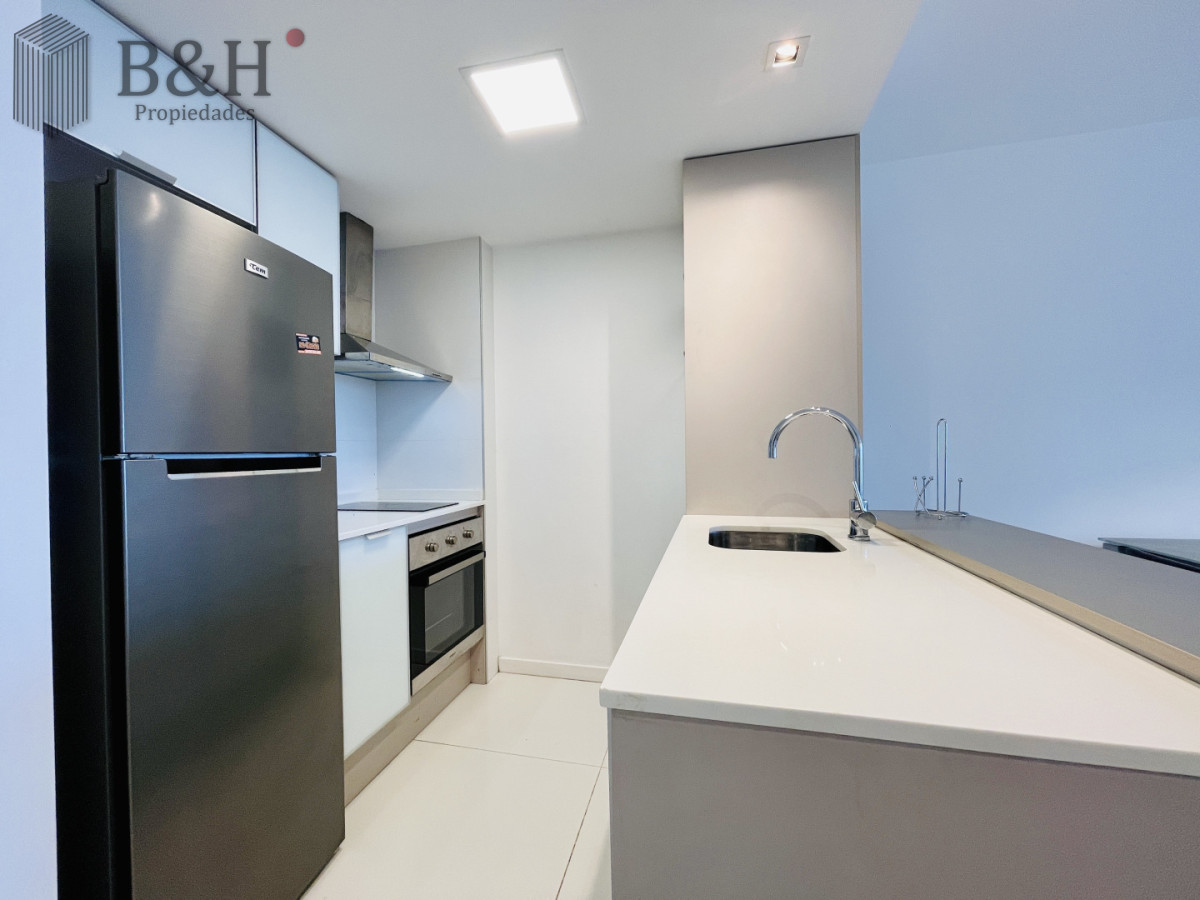 Apartamento ID.6977 - Apartamento Moderno de 1 Dormitorio en Alquiler Anual, Torre con servicios 