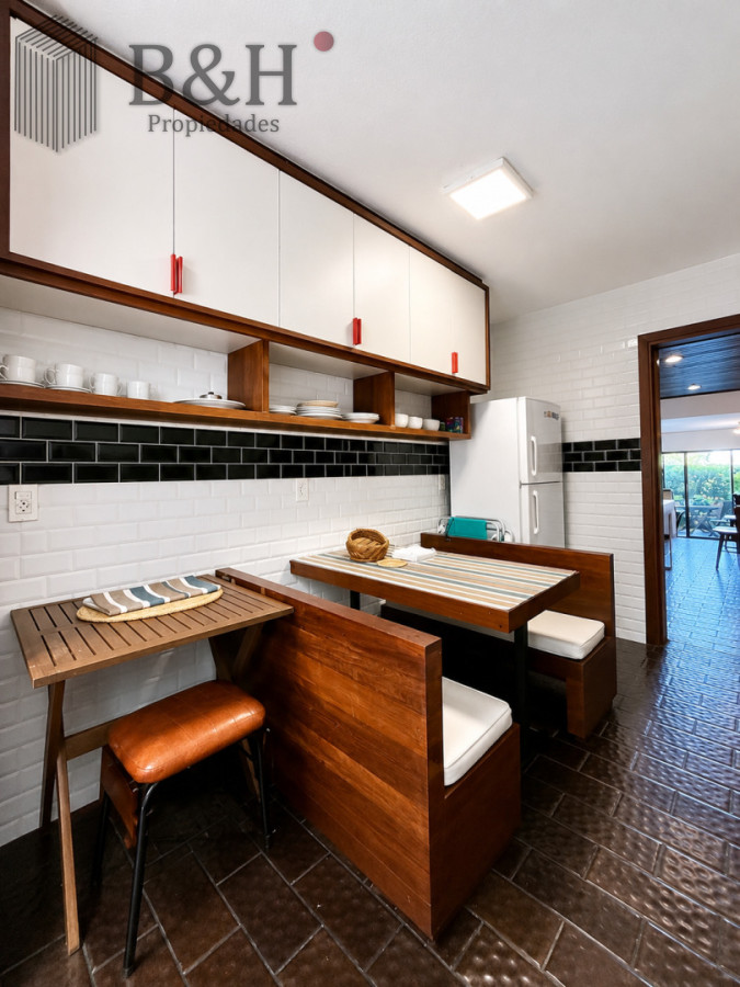 Apartamento ID.6932 - Apartamento en venta con alma de casa. Zona Península Punta del Este