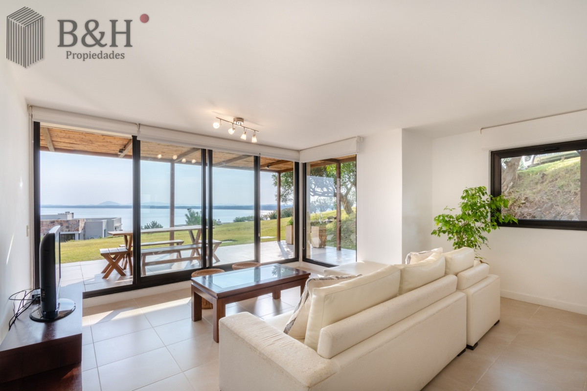 Lomo de la Ballena - GoPunta - Portal Inmobiliario de Punta del Este - Maldonado