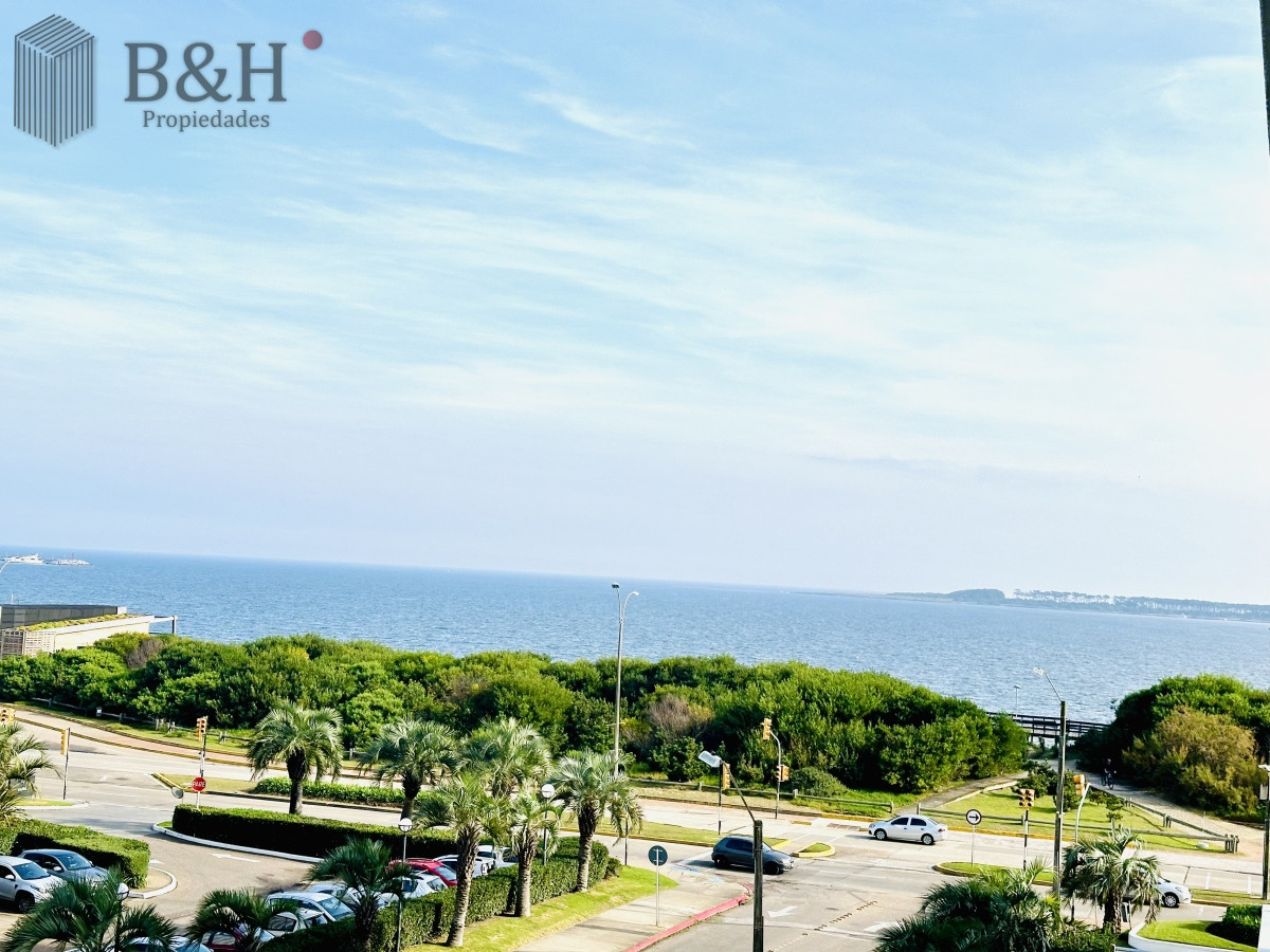 Apartamento ID.5760 - Alquiler temporal de apartamento nuevo de un dormitorio a pasos del Mar en playa Mansa zona Enjoy