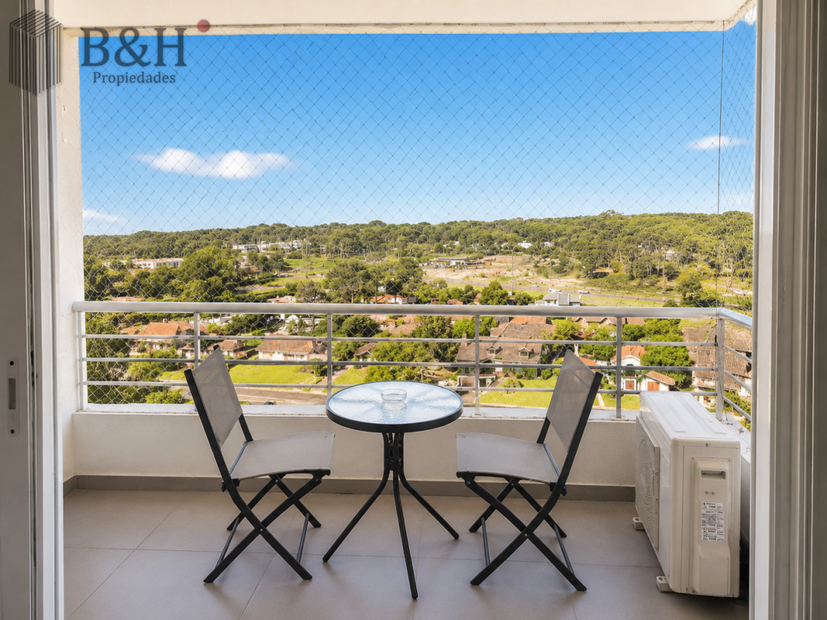 Apartamento ID.7935 - Apartamento de 2 Dormitorios en piso alto con excelentes amenities, a metros de Playa Mansa, Punta del Este