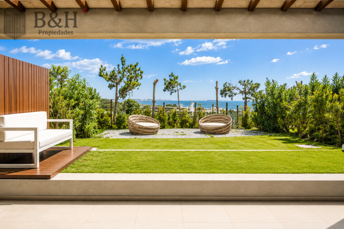 Apartamento ID.7754 - Apartamento de 3 Dormitorios, Parrillero de uso exclusivo y Jardín en Punta Ballena, Punta del Este