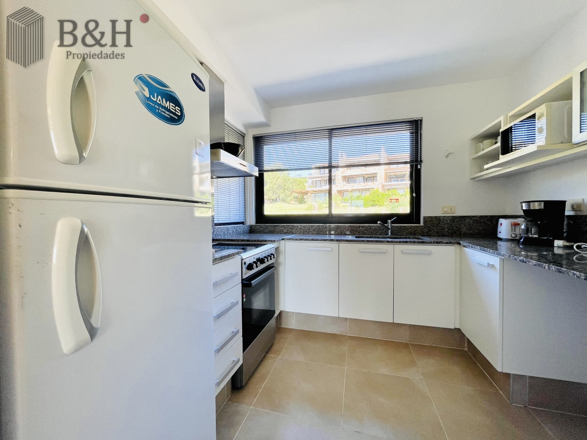 Apartamento ID.1488 - Venta y Alquiler temporario de apartamento SUPER OPORTUNIDAD de dos dormitorios con parrillero, Punta Ballena