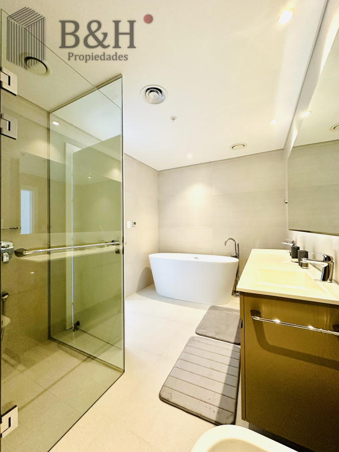 Apartamento ID.4673 - Apartamento a estrenar en el lujoso LE PARC IV de 3 dormitorios, Playa Brava