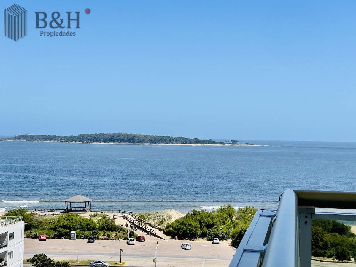 Apartamento ID.1397 - Alquiler temporario de excelente apartamento en torre Le Jardin de Playa Mansa, Punta del Este