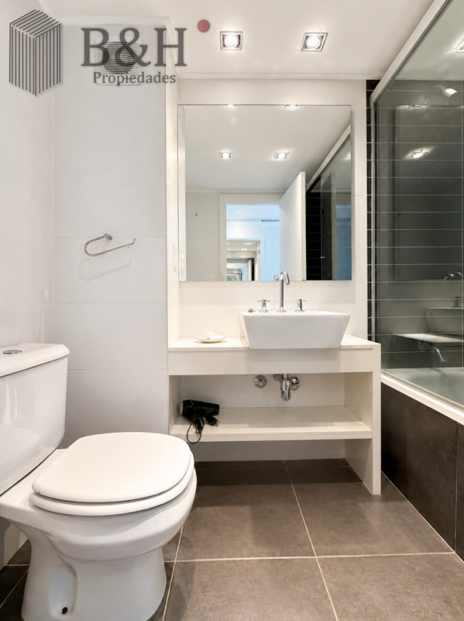 Apartamento ID.7203 - Apartamento luminoso con variedad de servicios en venta, 3 dormitorios, zona Roosevelt Playa Brava