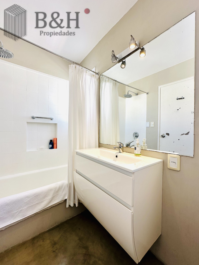 Apartamento ID.4141 - Alquiler y venta de apartamento con vista al Mar en Península de 3 dormitorios mas dependencia