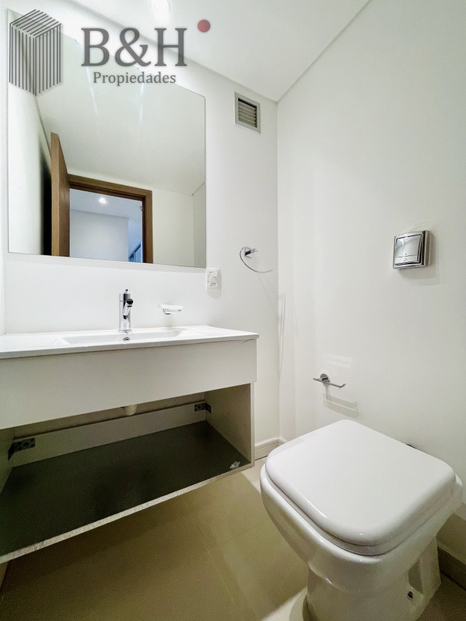Apartamento ID.426 - Apartamento de 2 Dormitorios y Parrillero con Vista al Mar en Playa Brava, Look Tower