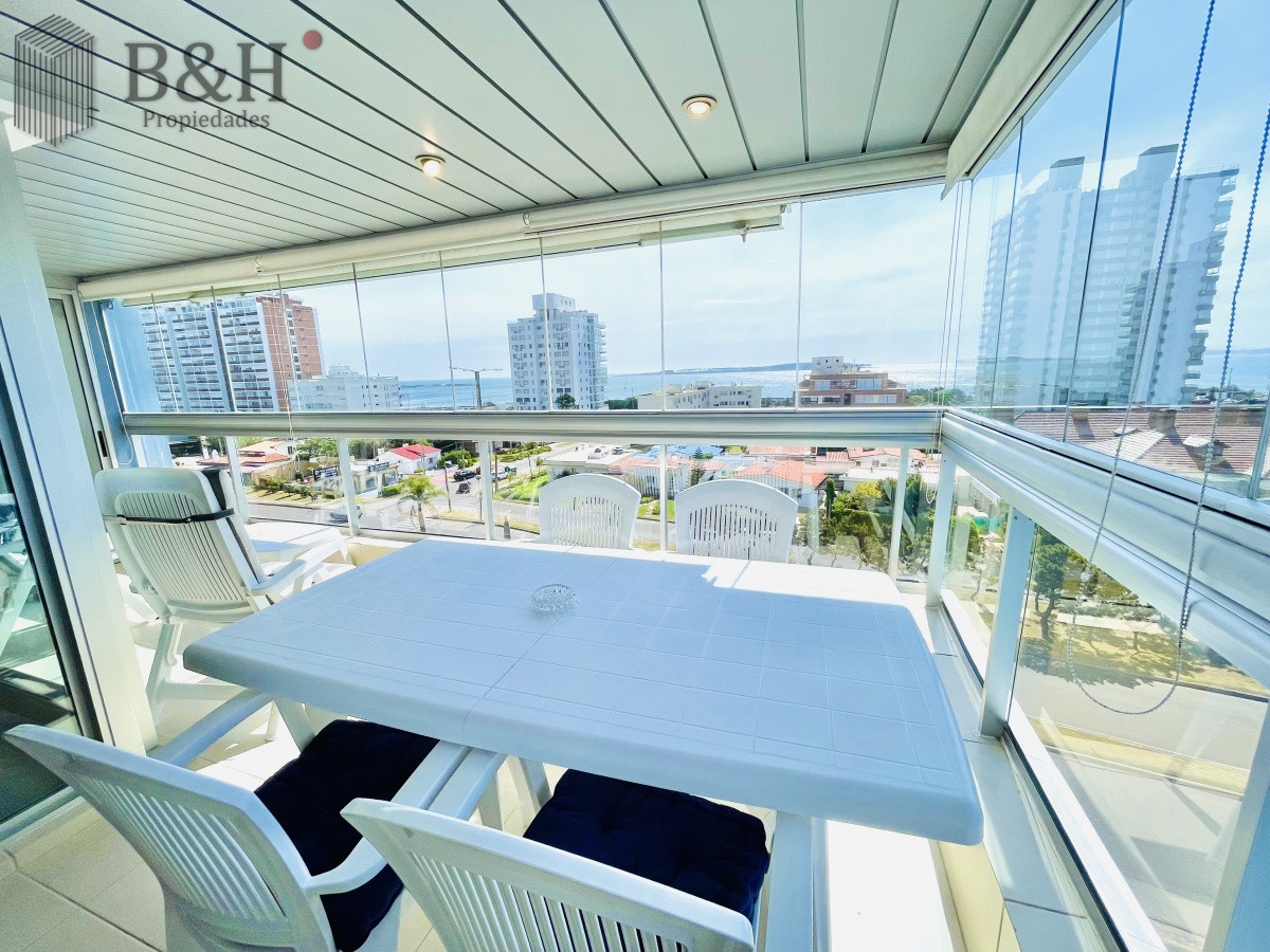 Apartamento ID.5267 - Apartamento de 2 Dormitorios y Parrillero a Pocos Metros de Playa Mansa