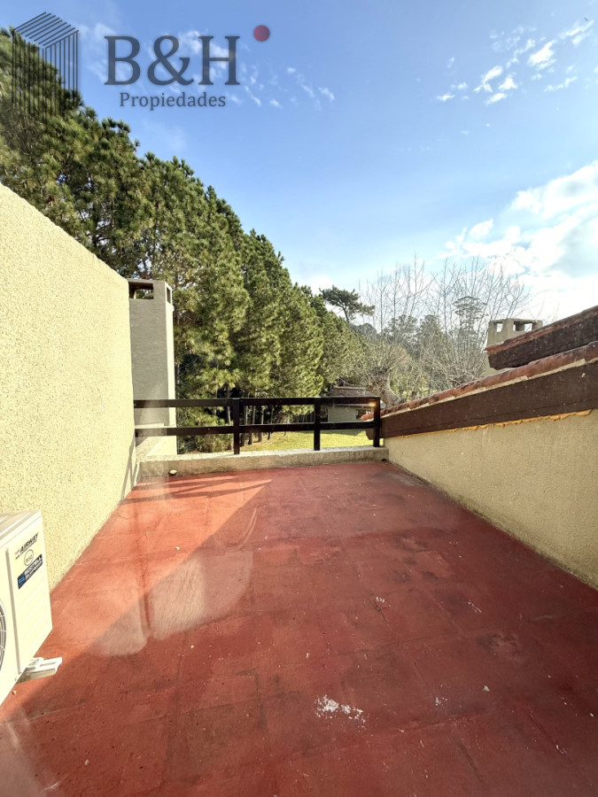 Apartamento ID.6829 - Alquiler anual o invernal de apartamento dúplex con parrillero propio en Rincón del Indio