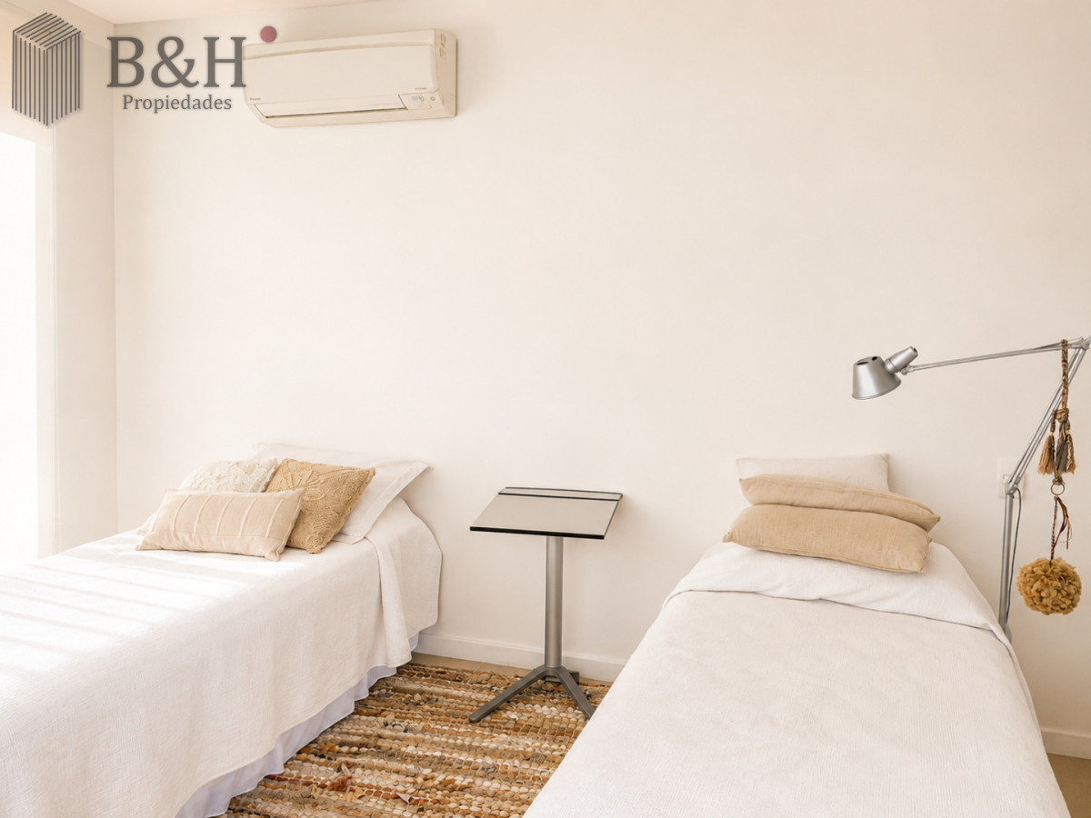 Apartamento ID.1233 - Venta y alquiler de departamento esquinero de tres dormitorios mas dependencia de servicio, Torre LE PARC, playa Brava. Punta del Este