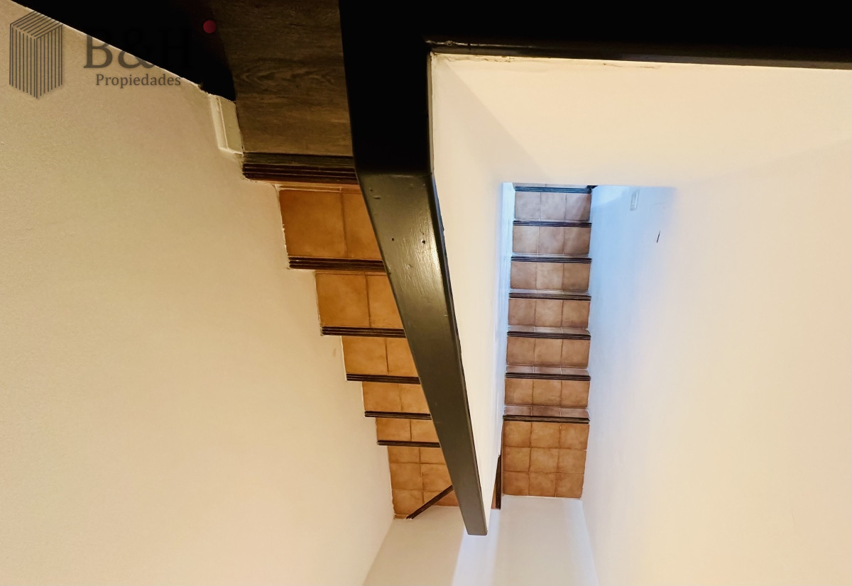 Casa ID.1577 - Casa estilo apartamento reciclada a nuevo en la mejor ubicación a pasos de la playa, Península, Brava y Mansa, Punta del Este - Alquiler