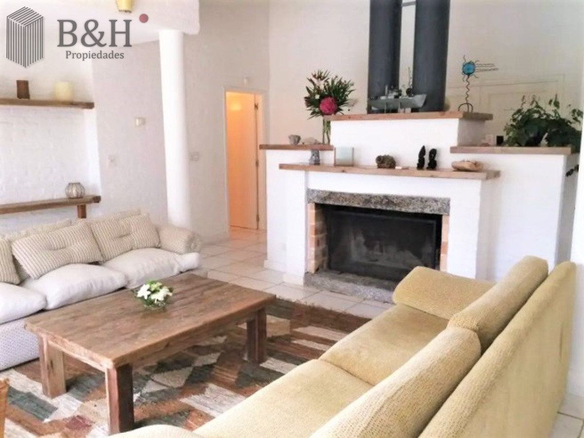 Casa ID.821 - Gran Casa de 3 Dormitorios y Piscina en Rincón del Indio, Punta del Este