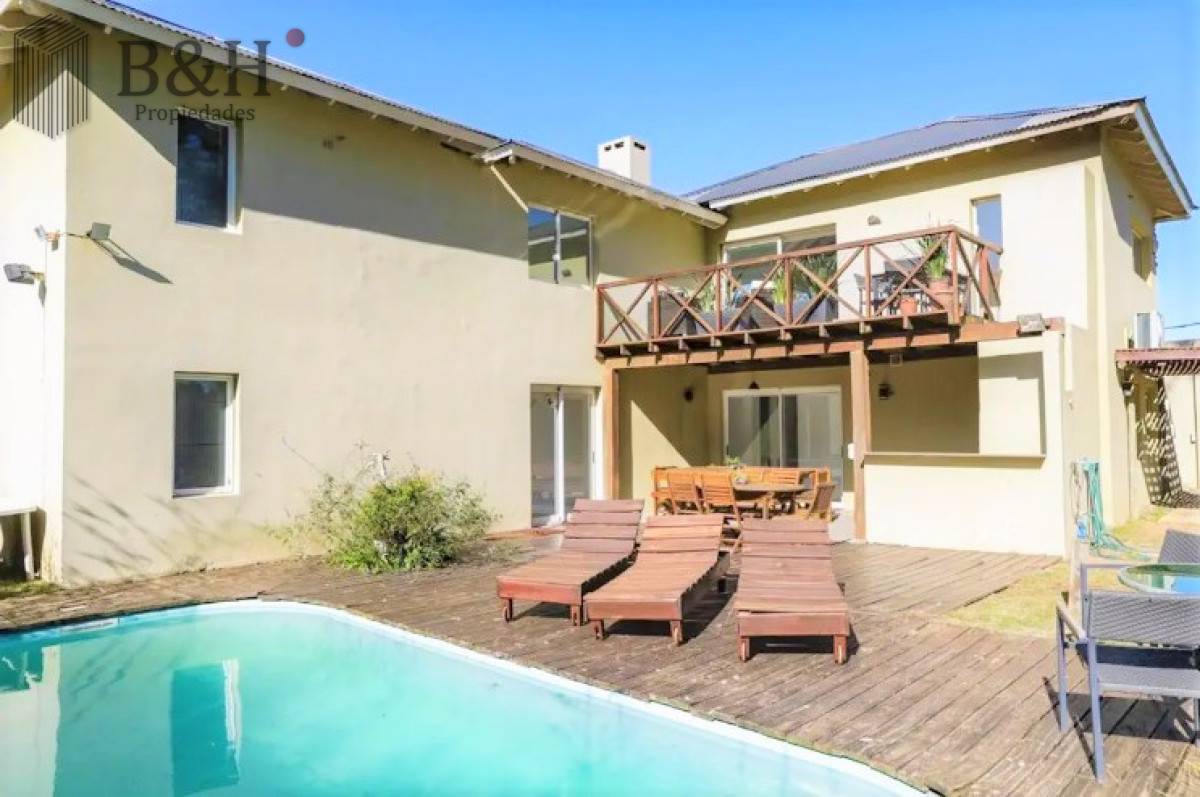 Casa ID.3987 - Excelente Casa de 6 Dormitorios y Piscina en Montoya, La Barra