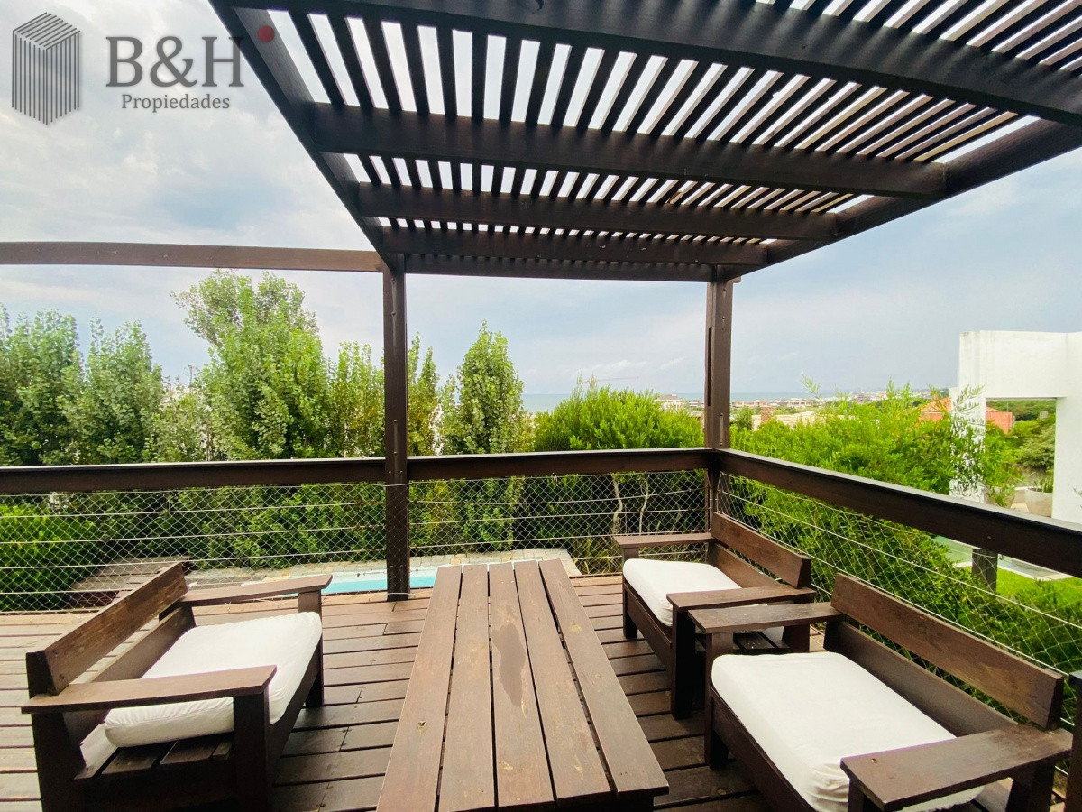 Casa ID.3550 - Excelente Casa de 5 Dormitorios en Manantiales, Punta del Este