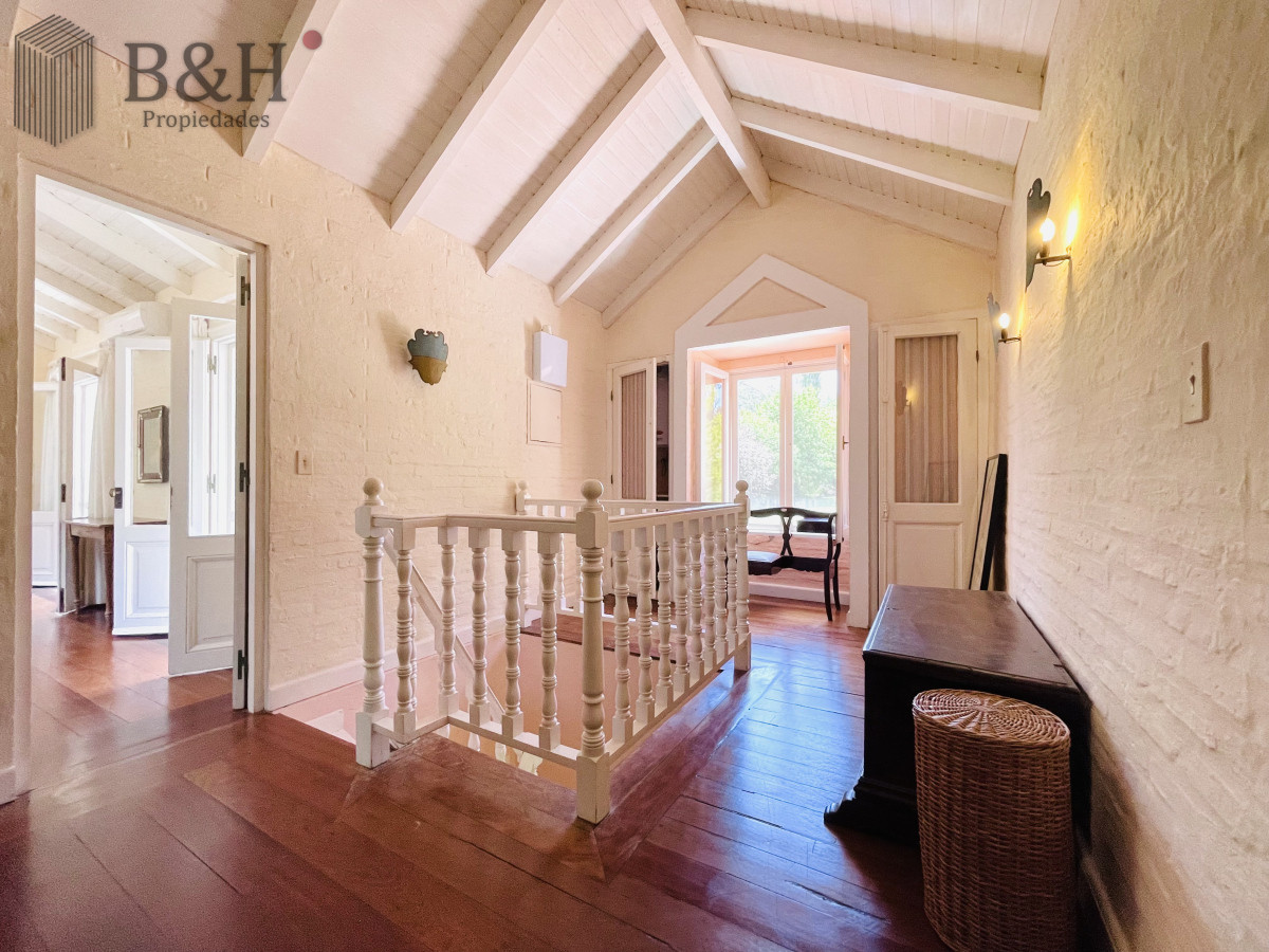 Casa ID.3333 - Excelente Casa de 4 Dormitorios en Playa Brava, Punta del Este