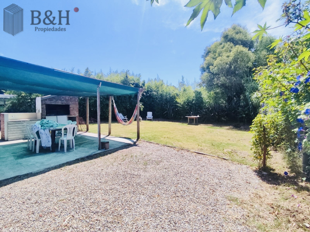 Casa ID.4303 - Casa de 3 Dormitorios en El Tesoro, La Barra. Venta y Alquiler Anual