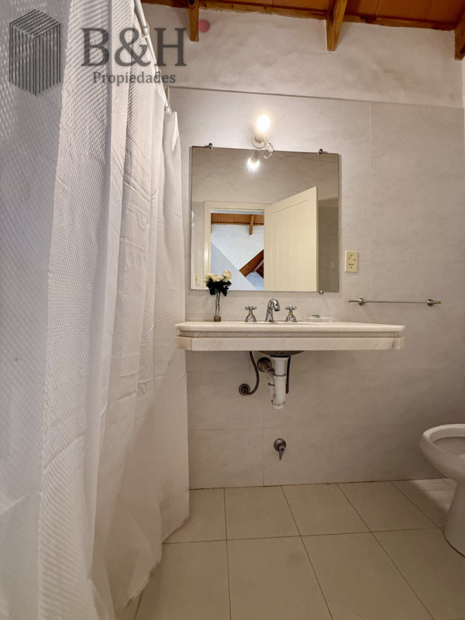 Casa ID.5618 - Casa de 3 Dormitorios más Dependencia y Piscina, en Aidy Grill Punta del Este, Ubicada a pasos del Mar