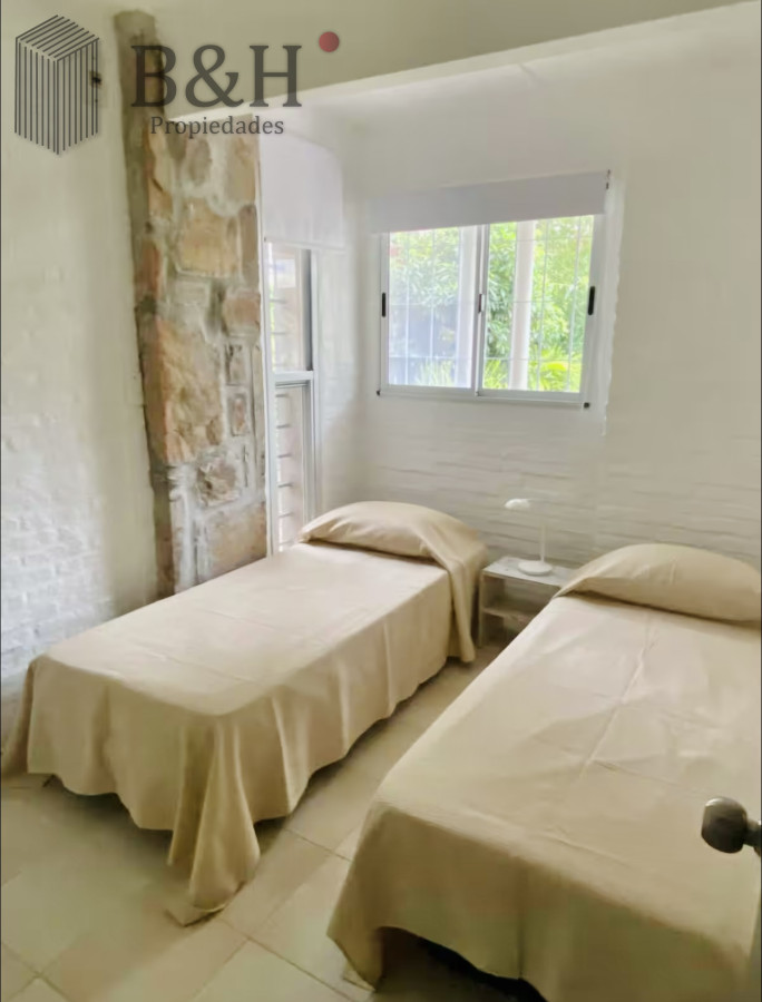 Casa ID.5525 - Muy Buena Casa de 3 Dormitorios, Piscina y Parrillero en Playa Mansa, Alquiler de Temporada
