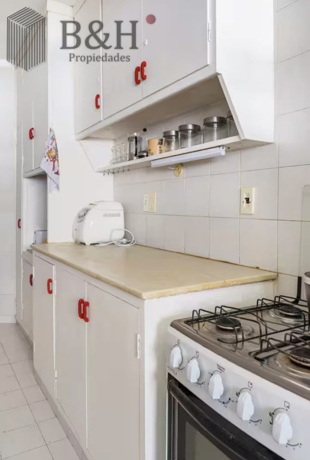 Casa ID.2158 - Gran Casa en Venta sobre el Mar de 5 Dormitorios y Dependencia en Península, Punta del Este