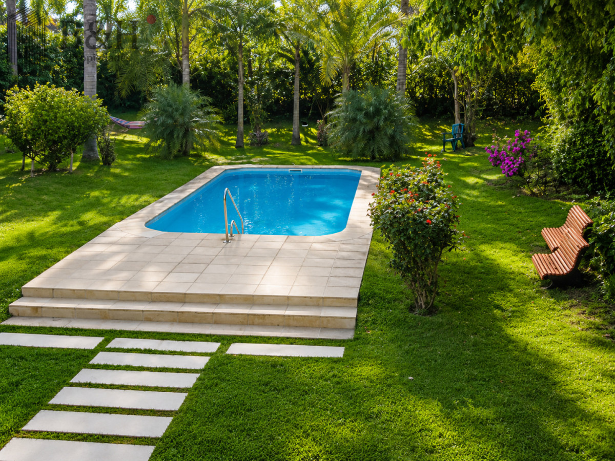 Casa ID.8106 - Moderna Casa de 4 Dormitorios con Piscina Climatizada y Barbacoa en Punta del Este