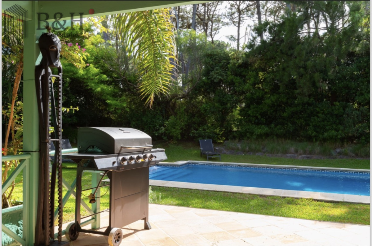 Casa ID.2608 - Gran casa en alquiler de temporada 5 dormitorios mas piscina en Montoya
