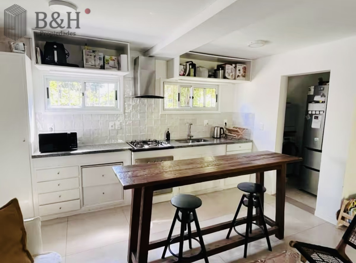 Casa ID.5525 - Muy Buena Casa de 3 Dormitorios, Piscina y Parrillero en Playa Mansa, Alquiler de Temporada