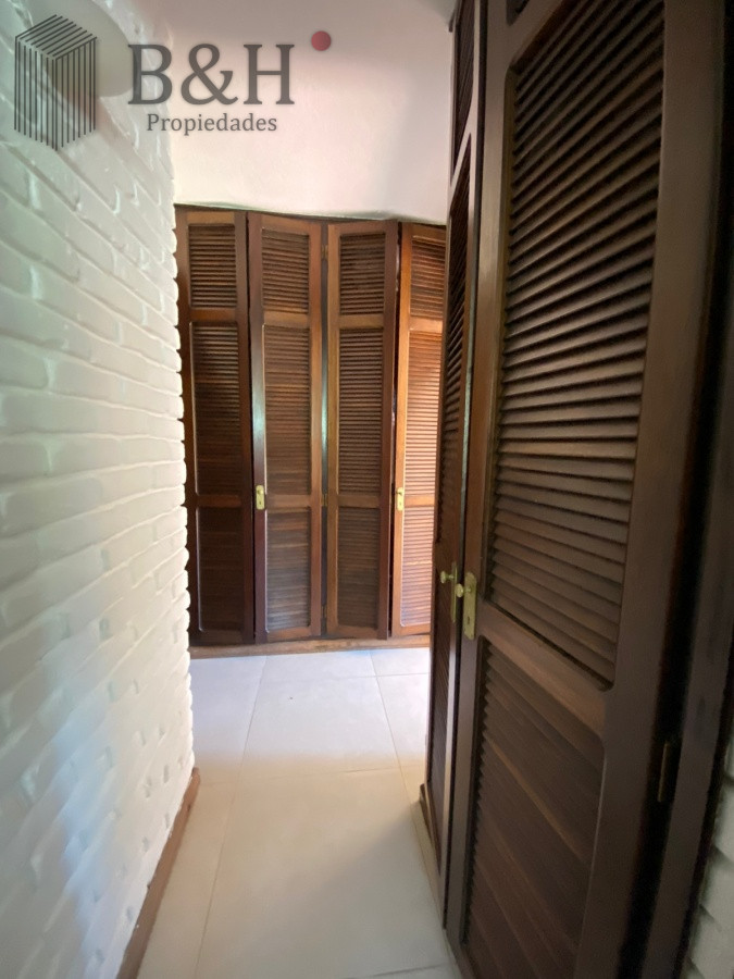 Casa ID.3246 - Alquiler temporario de casa de tres dormitorios con piscina en Barrio Lugano a pasos de Punta Shopping, Punta del Este