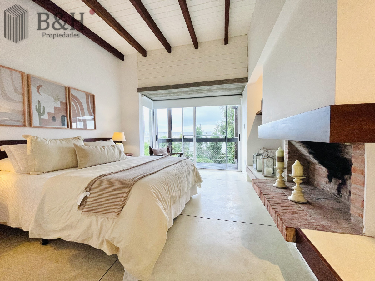 Casa ID.3550 - Excelente Casa de 5 Dormitorios en Manantiales, Punta del Este