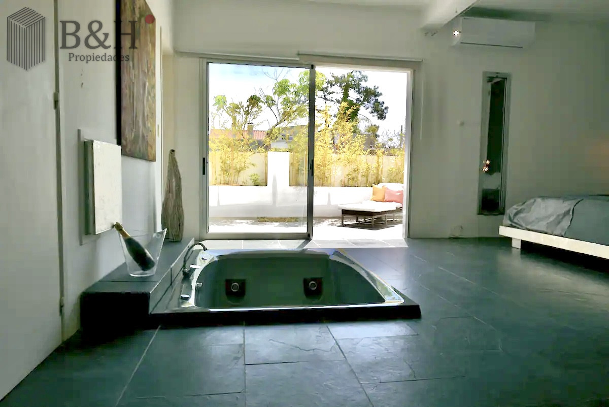 Casa ID.3197 - Excelente Casa de 4 Dormitorios y Piscina en Manantiales, Punta del Este