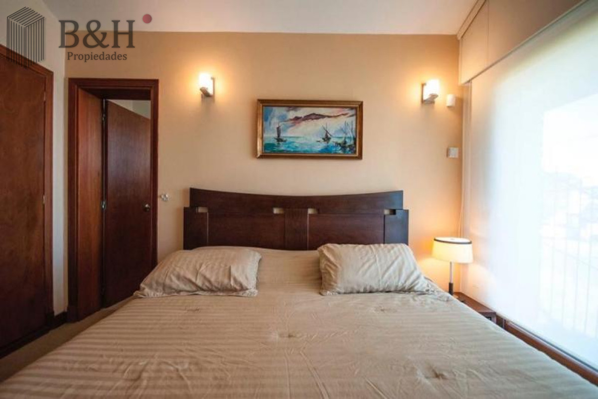 Casa ID.258 - Excelente Casa de 4 Dormitorios y Piscina a una Cuadra del Mar 