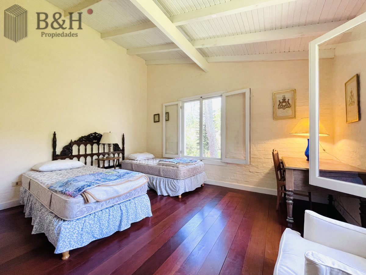 Casa ID.3333 - Excelente Casa de 4 Dormitorios en Playa Brava, Punta del Este