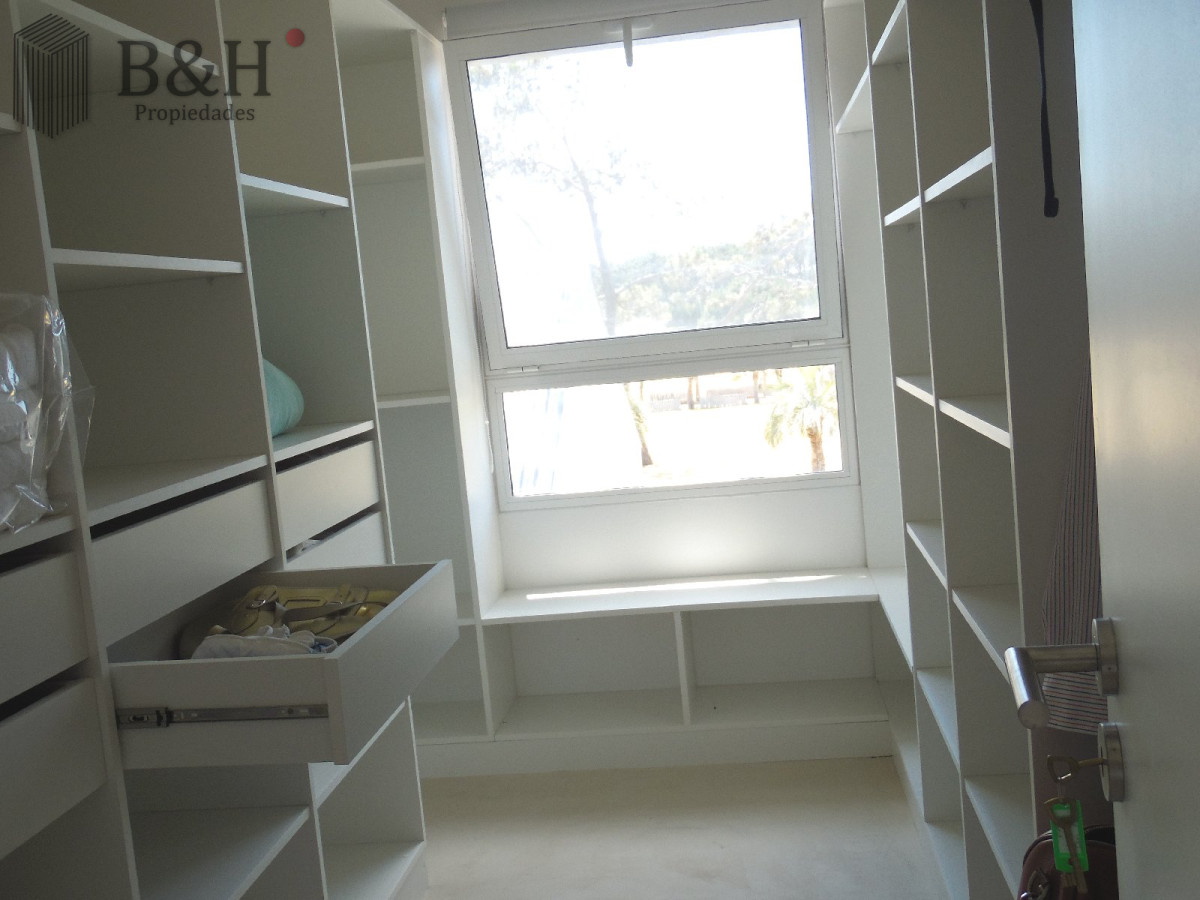 Casa ID.5334 - Excelente Casa de 5 Dormitorios en Barrio Privado Pinar del Faro, José Ignacio