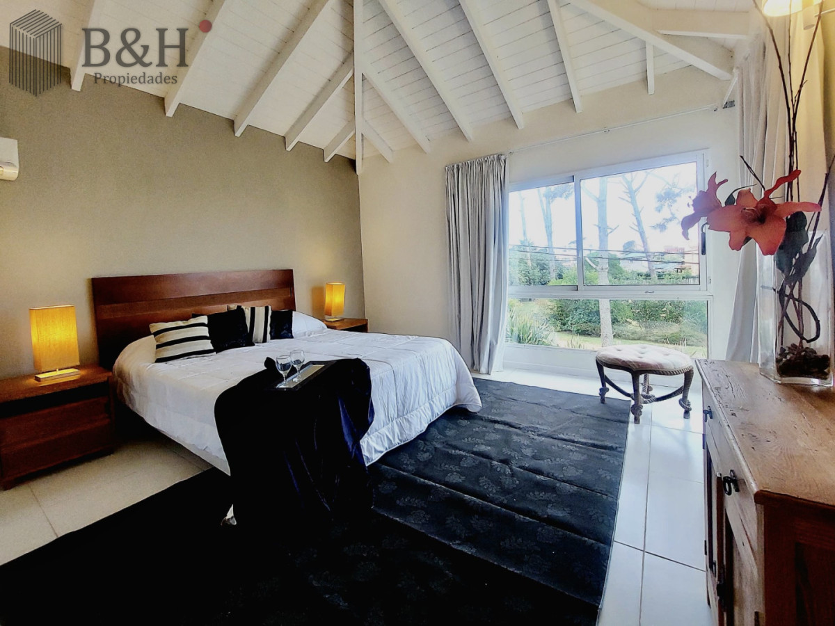 Casa ID.3987 - Excelente Casa de 6 Dormitorios y Piscina en Montoya, La Barra