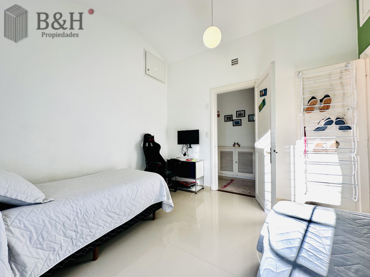 Casa ID.5399 - Espectacular Casa Moderna de 5 Dormitorios con Piscina Climatizada en Alquiler de Temporada