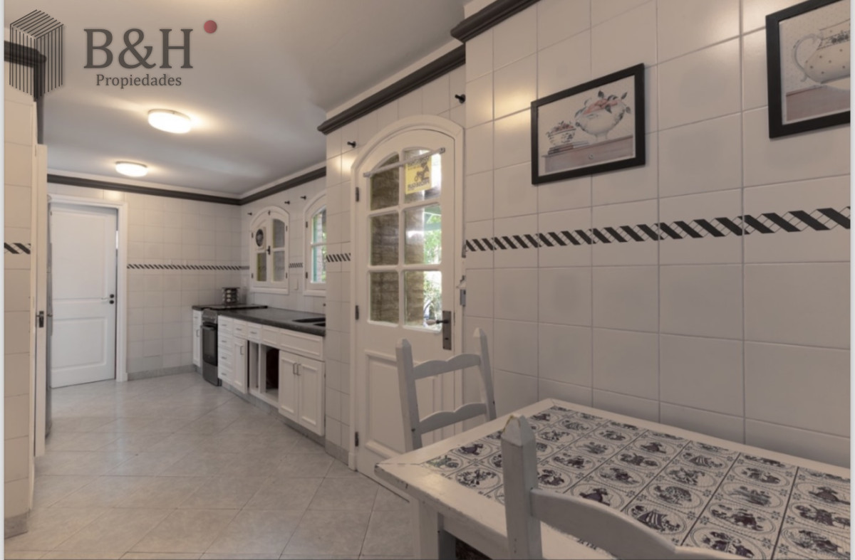 Casa ID.2608 - Gran casa en alquiler de temporada 5 dormitorios mas piscina en Montoya