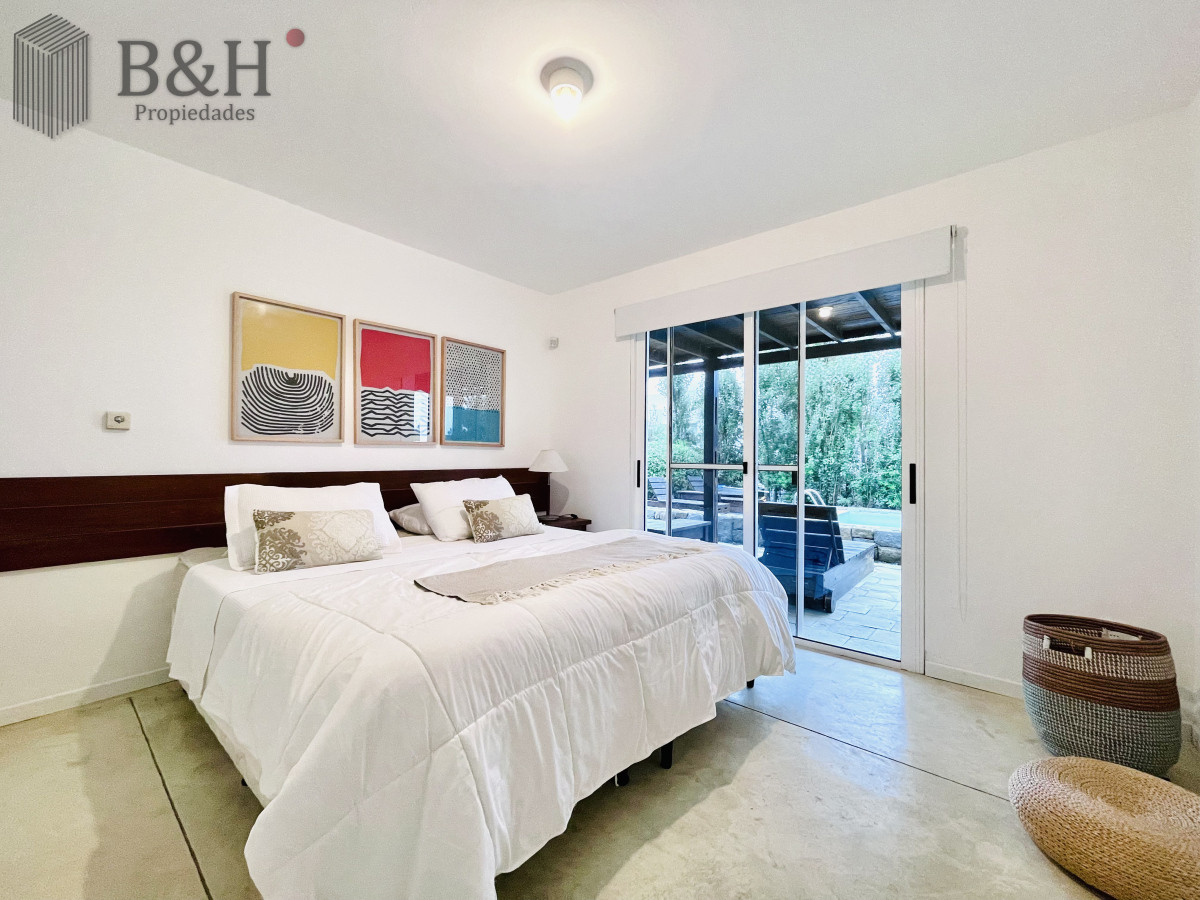 Casa ID.3550 - Excelente Casa de 5 Dormitorios en Manantiales, Punta del Este