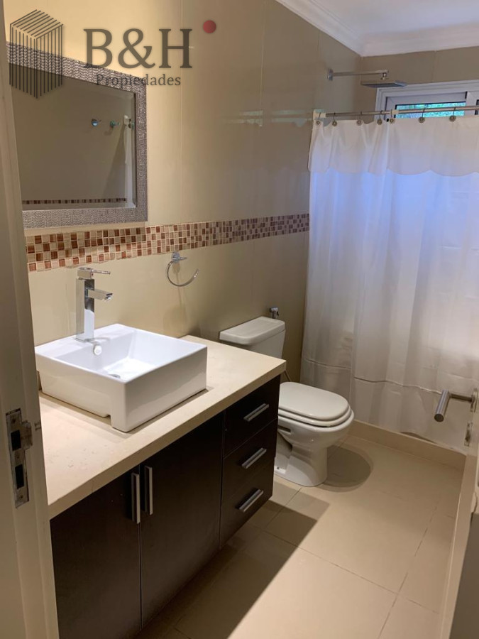 Casa ID.635 - Moderna Casa de 4 Dormitorios en el Golf - Punta del Este