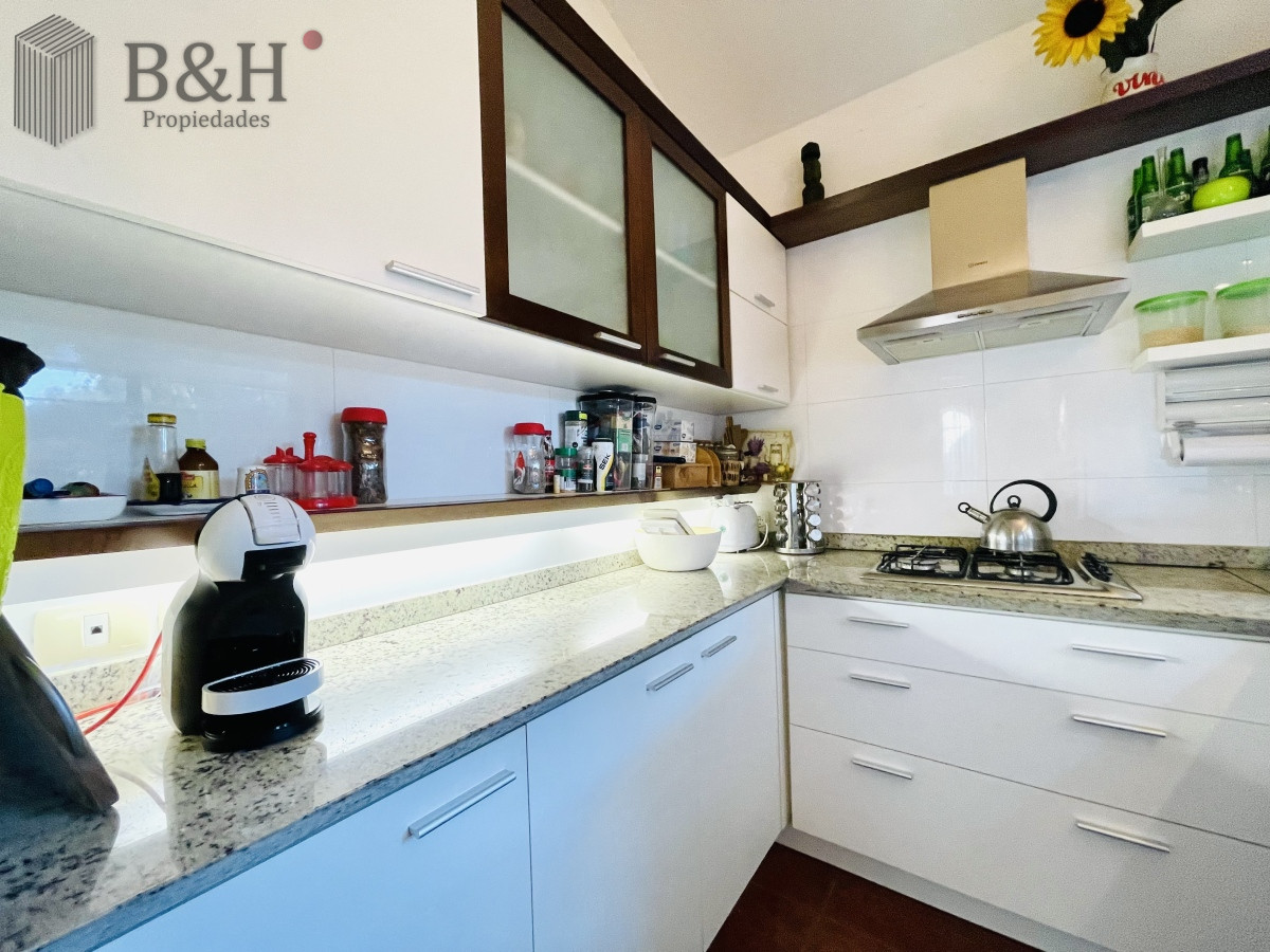 Casa ID.3364 - Casa de 3 Dormitorios y Piscina en Playa Mansa, Punta del Este