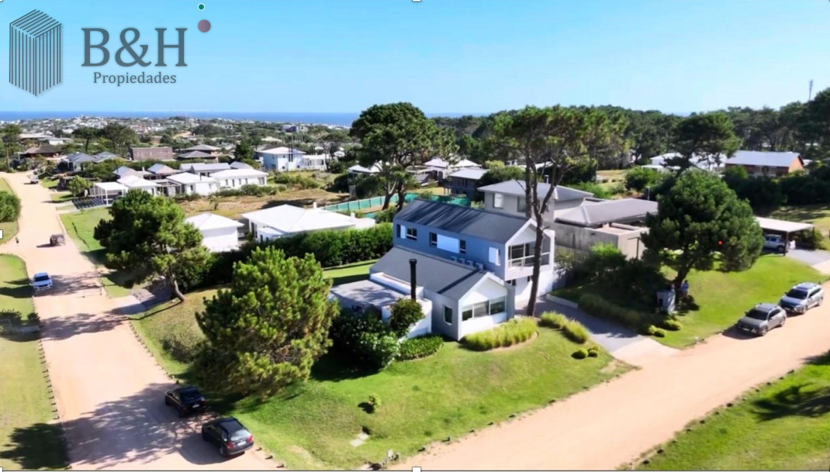 Casa ID.5334 - Excelente Casa de 5 Dormitorios en Barrio Privado Pinar del Faro, José Ignacio