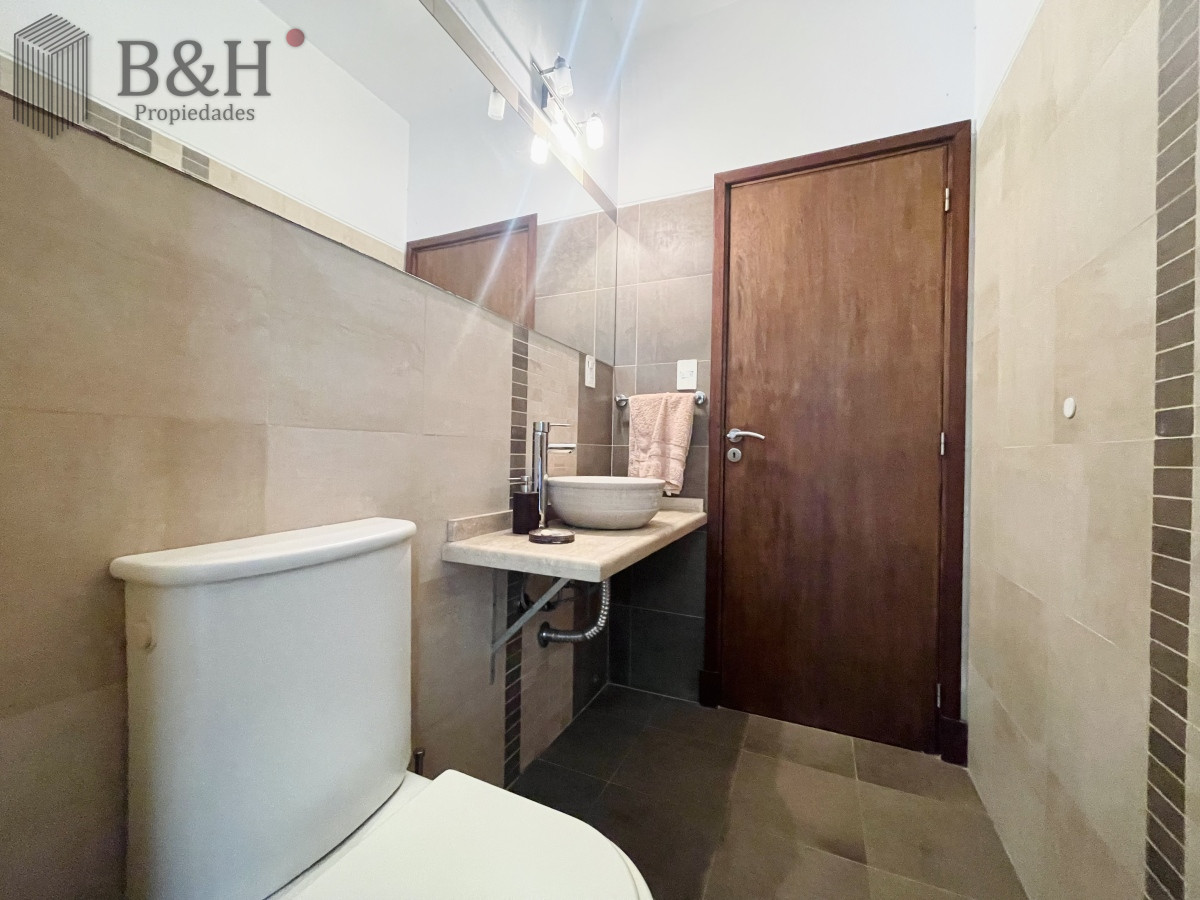 Casa ID.3363 - Muy Buena Casa de 5 Dormitorios y Piscina en Rincón del Indio, a Pocos Metros del Mar