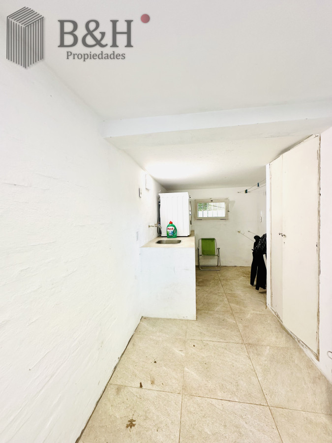 Casa ID.5399 - Espectacular Casa Moderna de 5 Dormitorios con Piscina Climatizada en Alquiler de Temporada