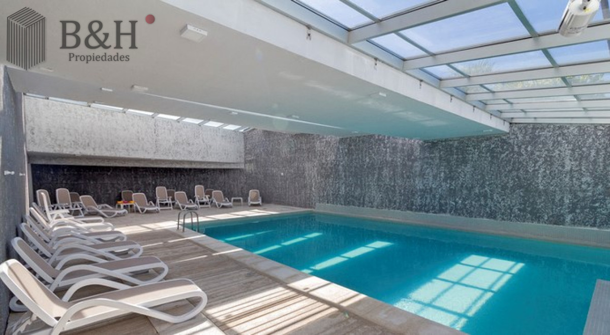 Apartamento ID.5441 - Moderno Penthouse con Vista al Mar, en Playa Brava, 3 Dormitorios con Parrillero y Dependencia de servicio